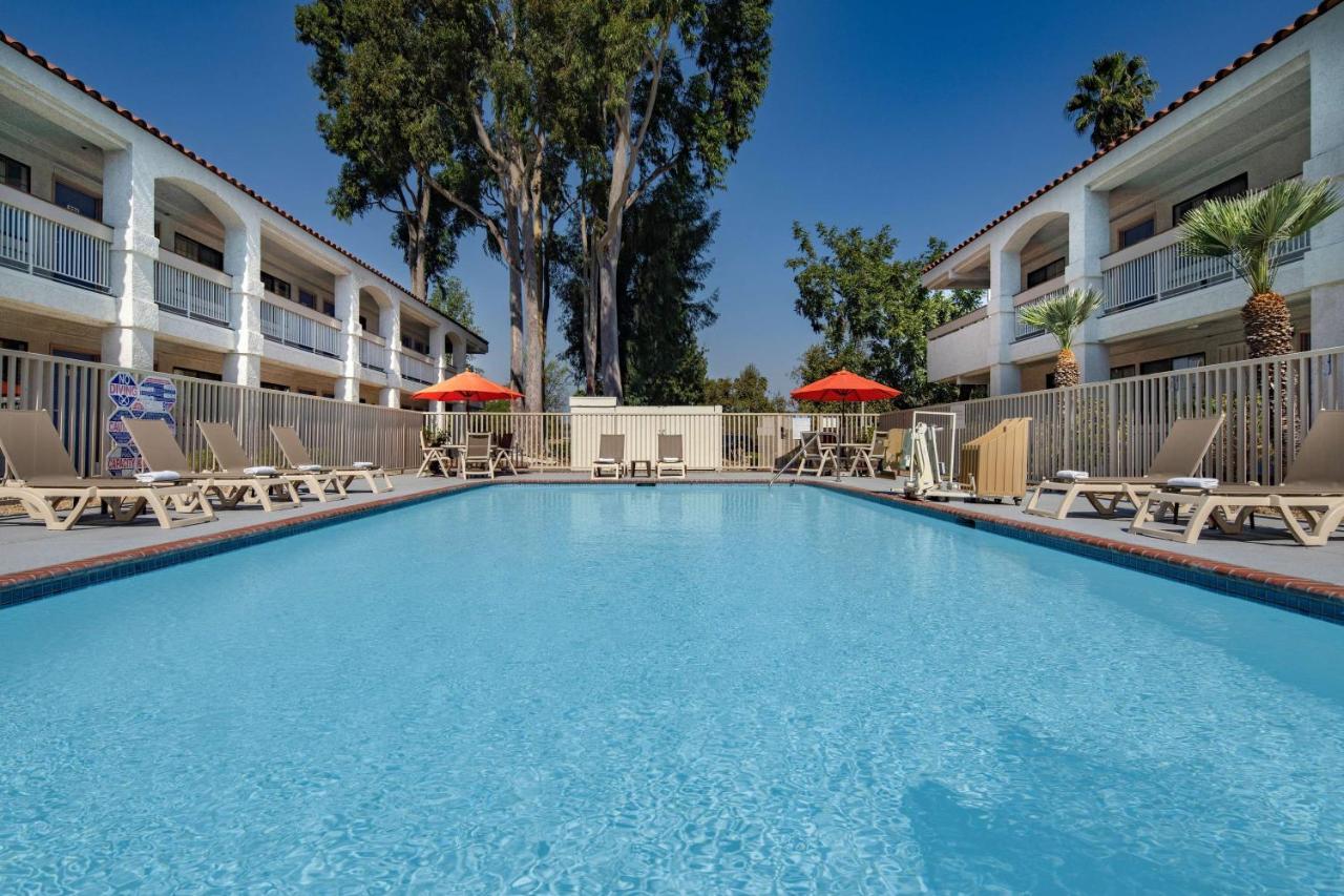 Motel 6-Thousand Oaks, Ca นิวเบอรี พาร์ค ภายนอก รูปภาพ