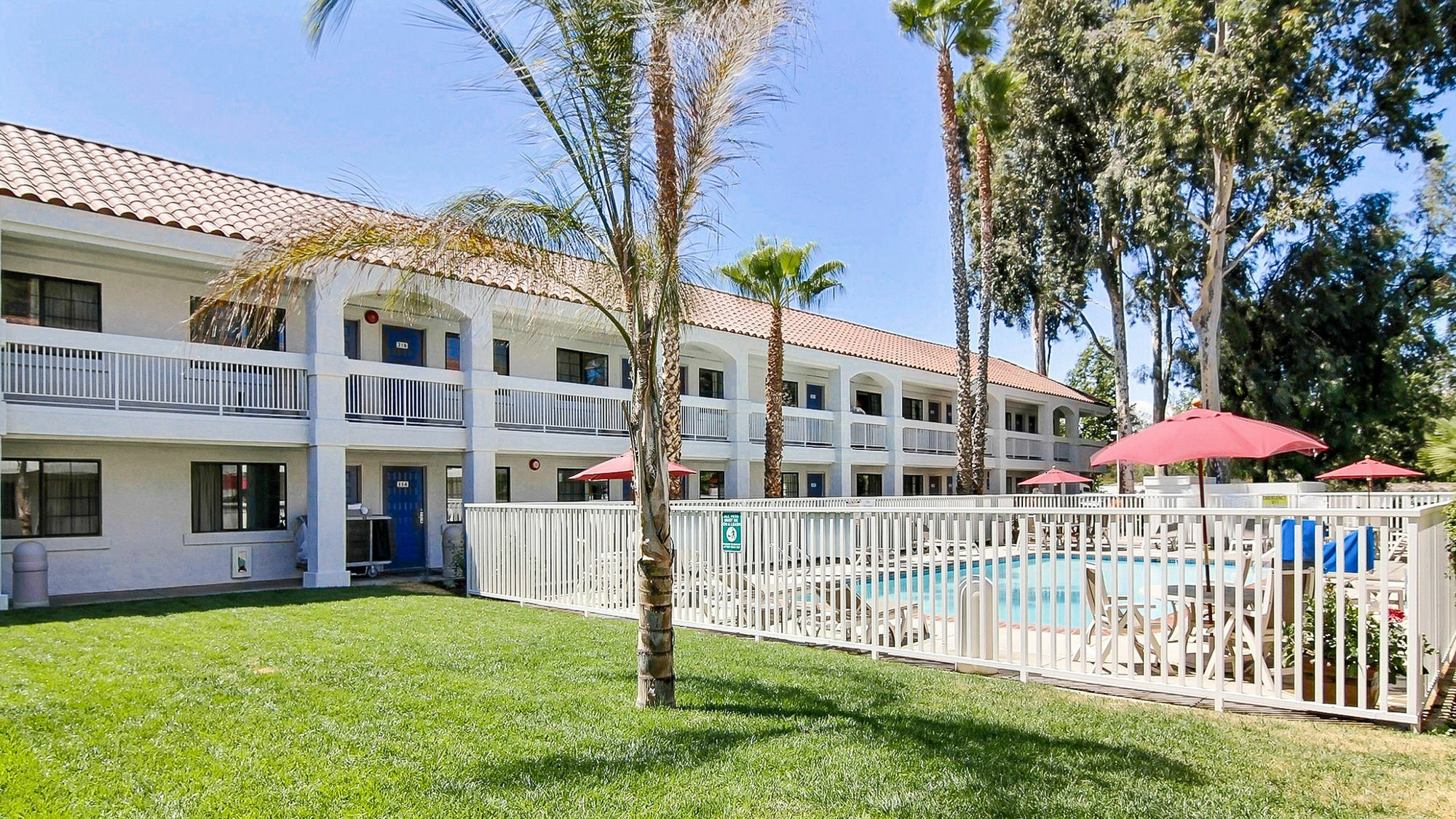 Motel 6-Thousand Oaks, Ca นิวเบอรี พาร์ค ภายนอก รูปภาพ